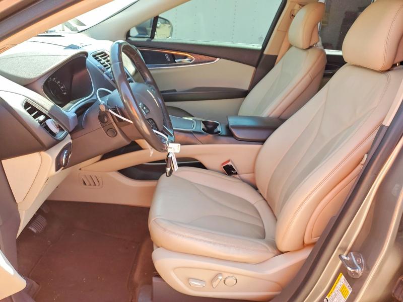 Photo 7 from auction – 2016 LINCOLN MKX with VIN 2LMTJ6KR2GBL48707