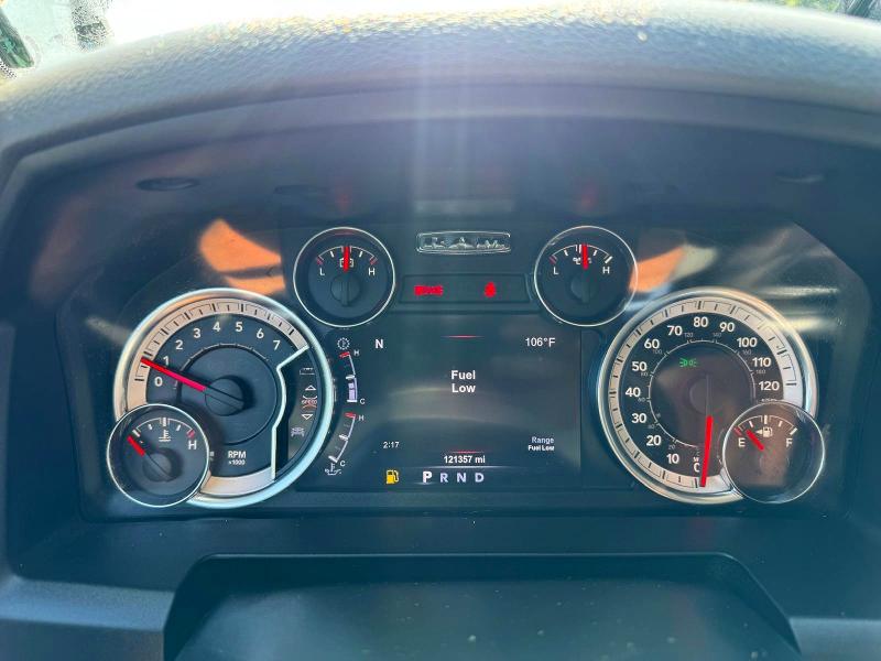 Photo 11 from auction – 2017 RAM 1500 with VIN 3C6RR7LT9HG608450