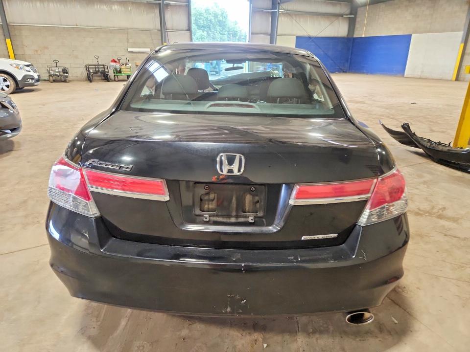 Photo 6 from auction – 2012 HONDA ACCORD with VIN 1HGCP2F63CA033669