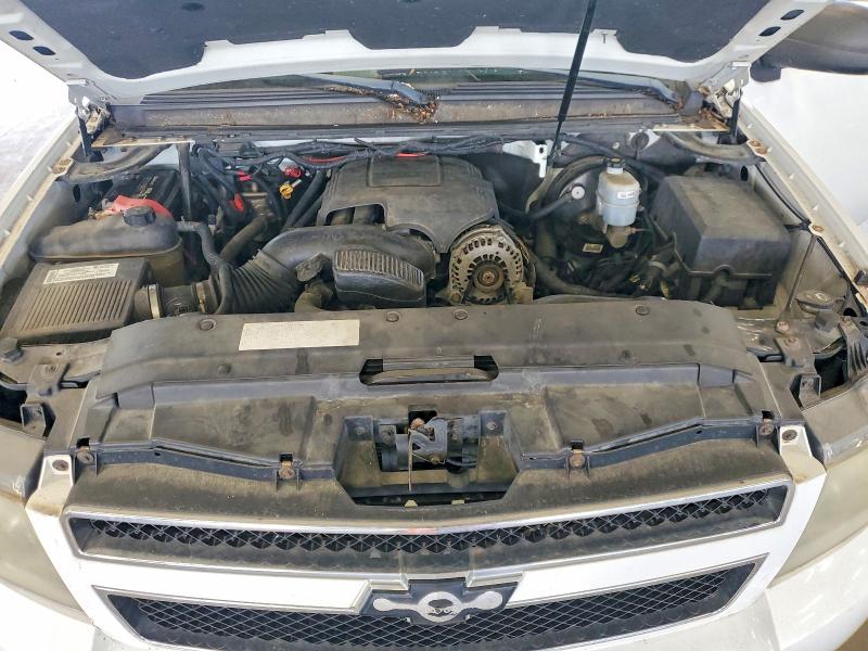 Photo 12 from auction – 2008 CHEVROLET SUBURBAN with VIN 3GNFK16388G303618