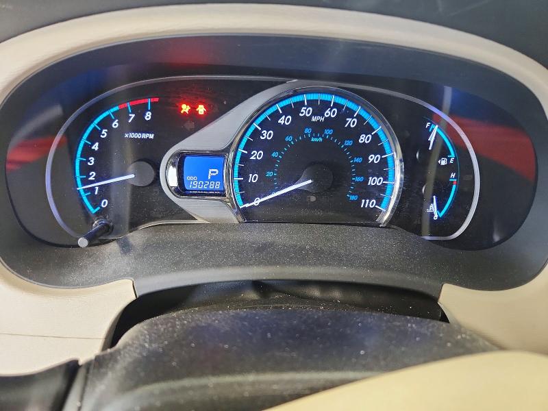 Photo 9 from auction – 2011 TOYOTA SIENNA with VIN 5TDYK3DC0BS154727