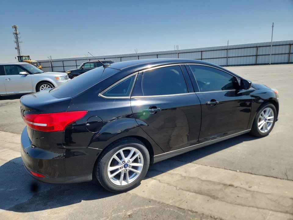 Photo 3 from auction – 2018 FORD FOCUS with VIN 1FADP3F23JL250605