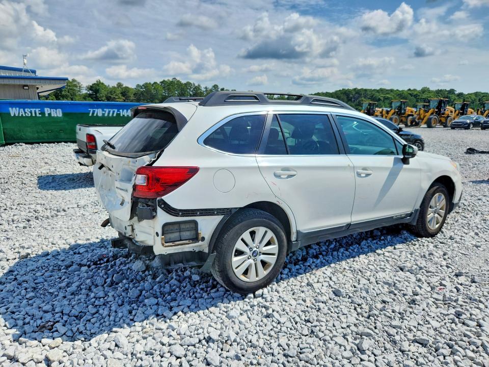 Photo 3 from auction – 2015 SUBARU OUTBACK with VIN 4S4BSBFC2F3290146
