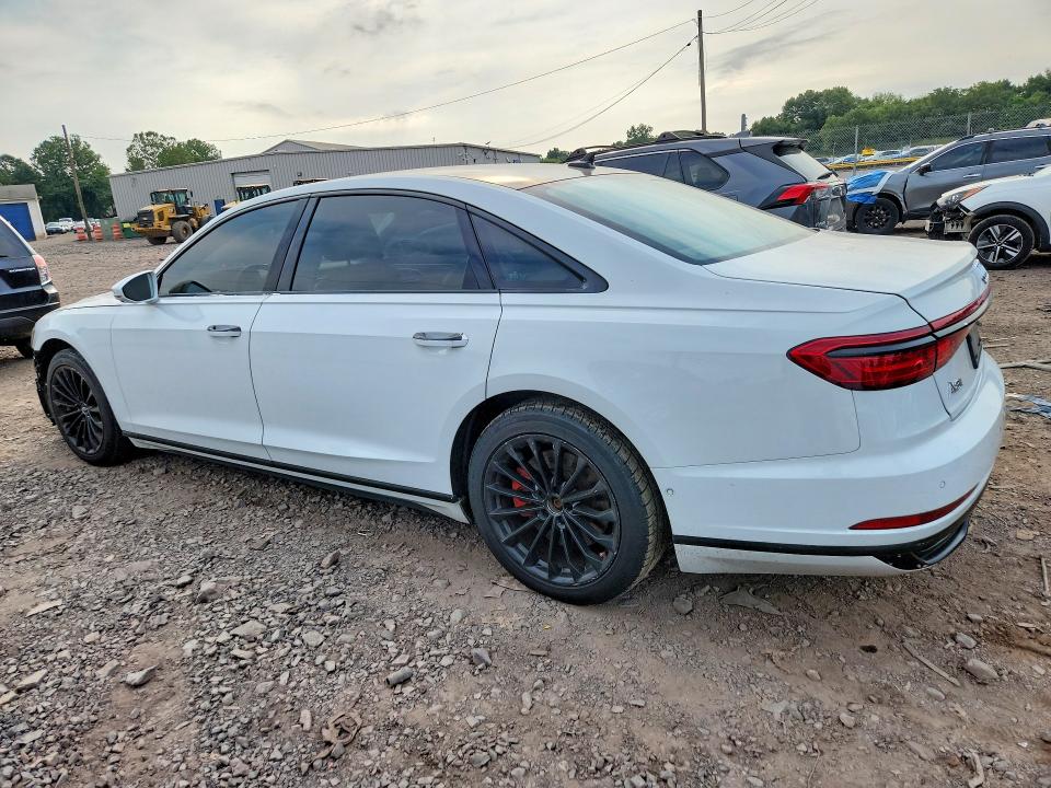Photo 2 from auction – 2019 AUDI A8 with VIN WAU8DAF86KN011291