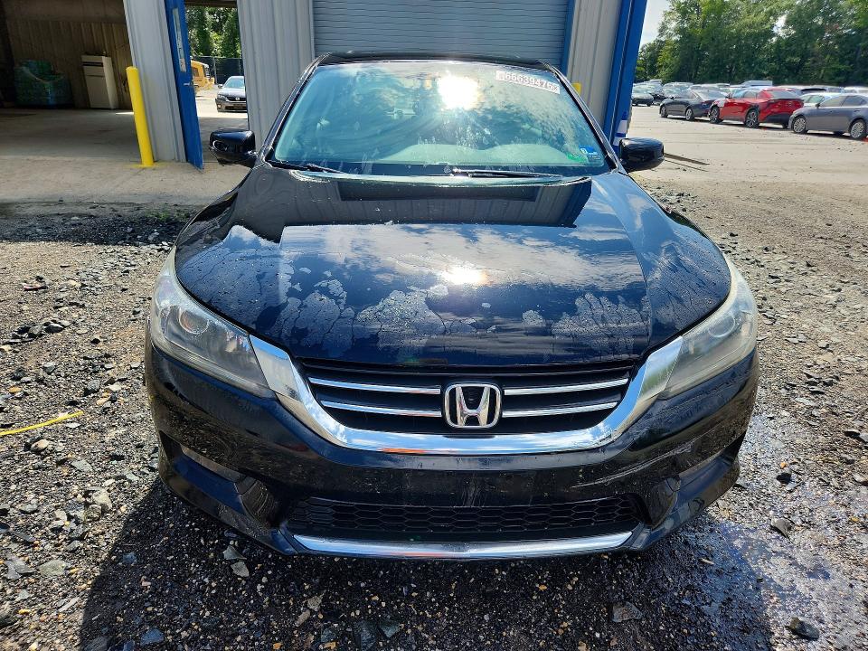 Снимка 5 от търг – 2015 HONDA ACCORD с VIN 1HGCR2F74FA267598