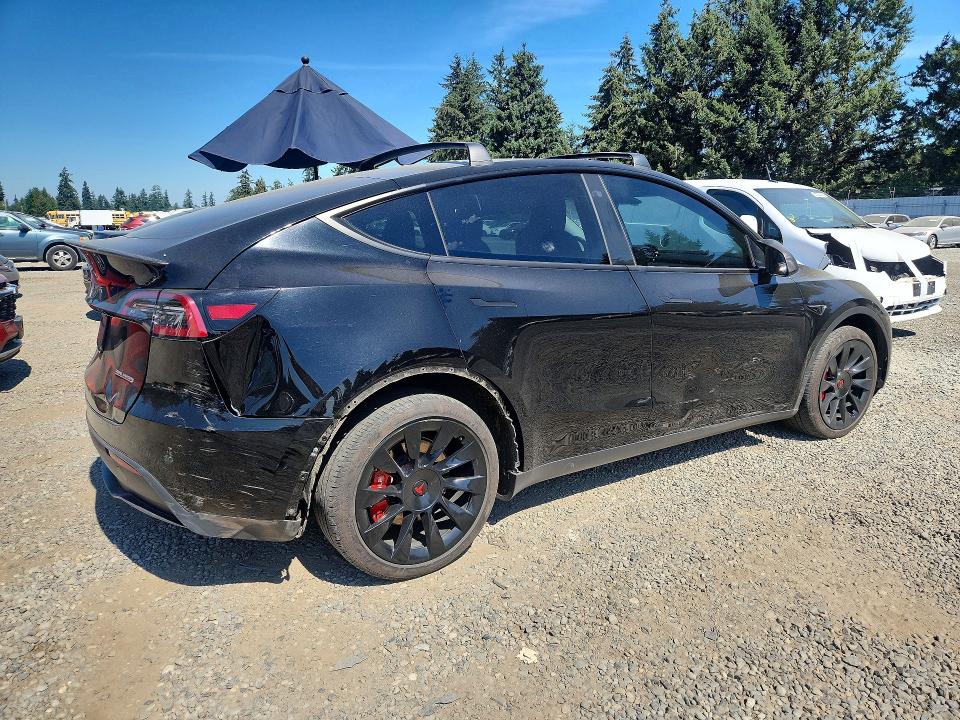 Photo 3 from auction – 2023 TESLA MODEL Y with VIN 7SAYGDEE0PA105031