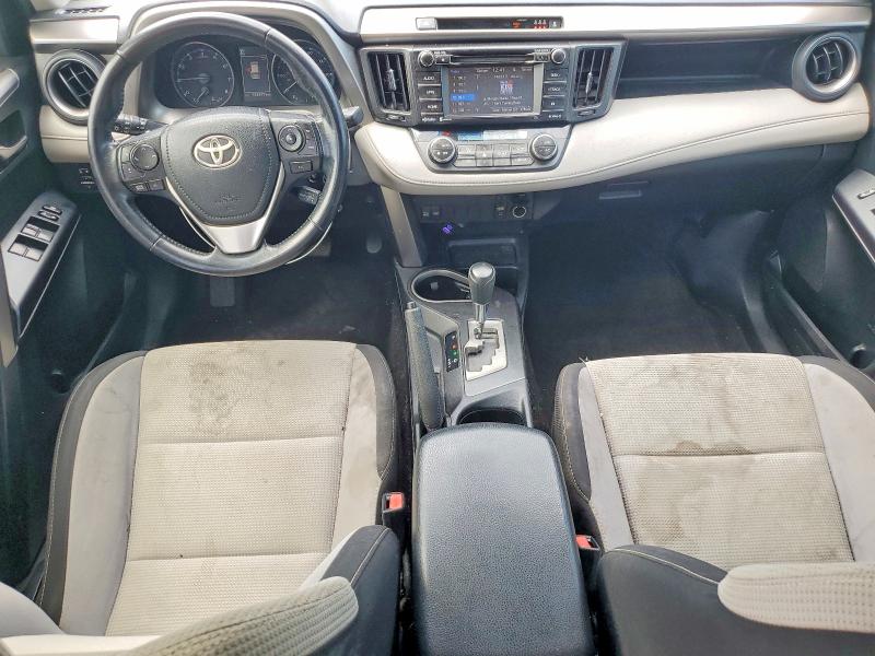 Photo 8 from auction – 2017 TOYOTA RAV4 with VIN JTMWFREV2HD104656