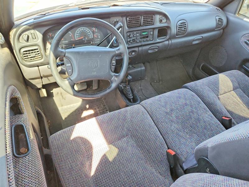 Photo 8 from auction – 2000 DODGE RAM 1500 with VIN 3B7HF13Z2YM215325