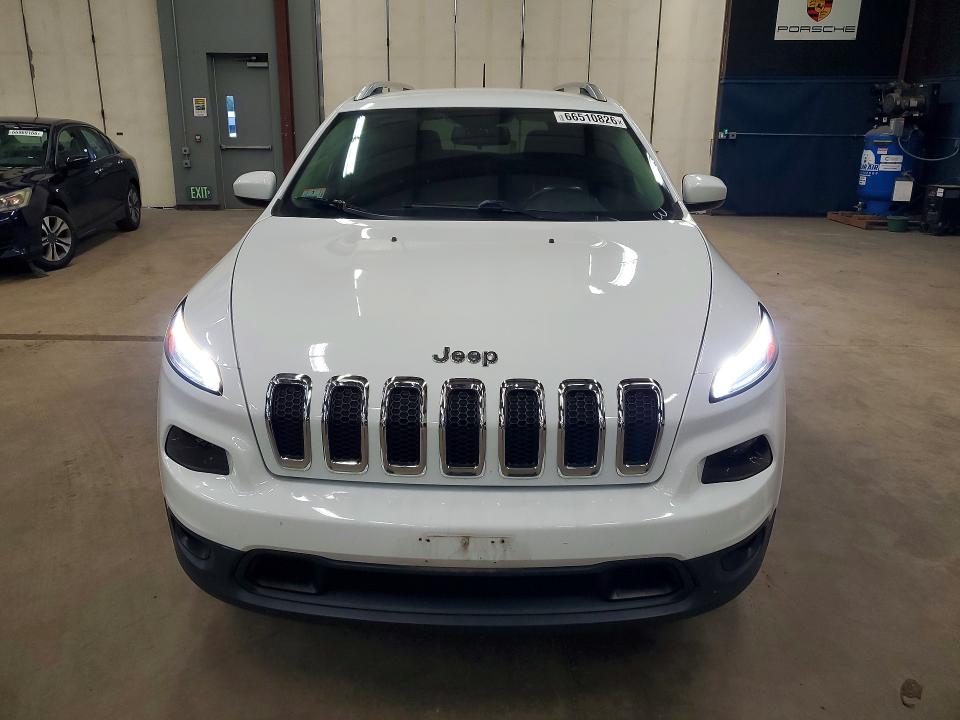 صورة رقم 5 من المزاد - 2016 JEEP CHEROKEE مع VIN 1C4PJMCS6GW236787