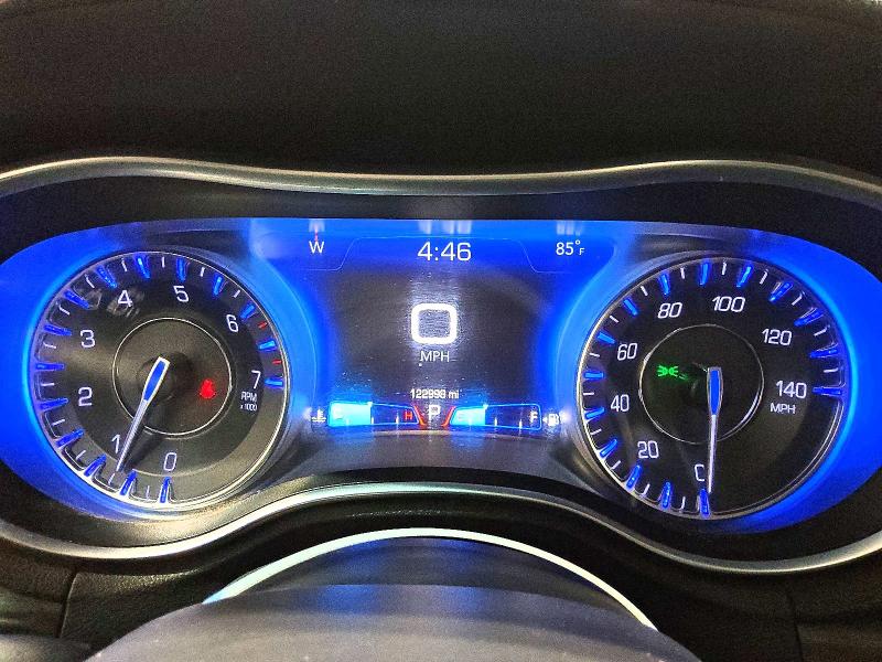Photo 9 from auction – 2018 CHRYSLER 300 with VIN 2C3CCAAG7JH331780