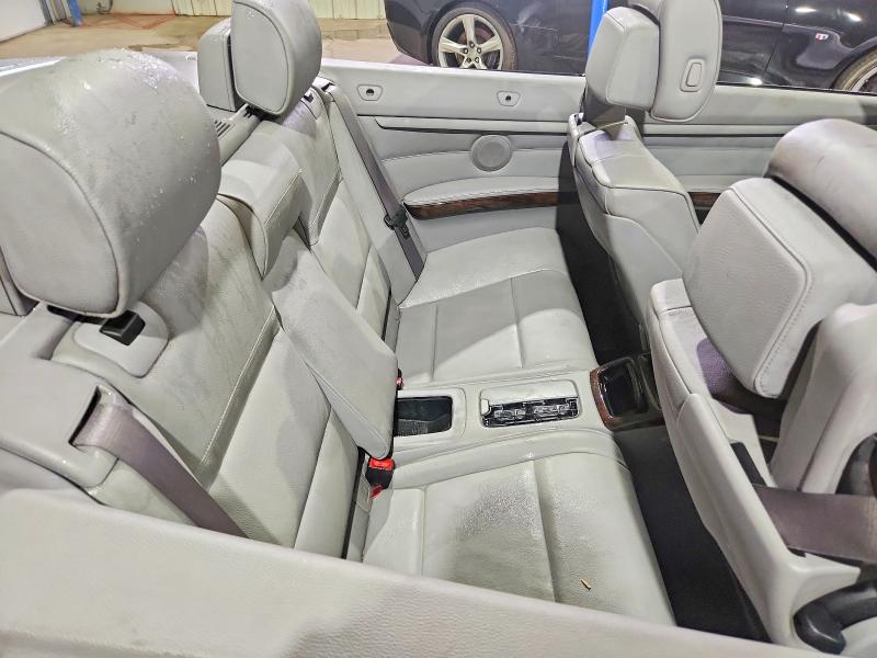 Photo 10 from auction – 2010 BMW 328 with VIN WBAWL1C58AP492412