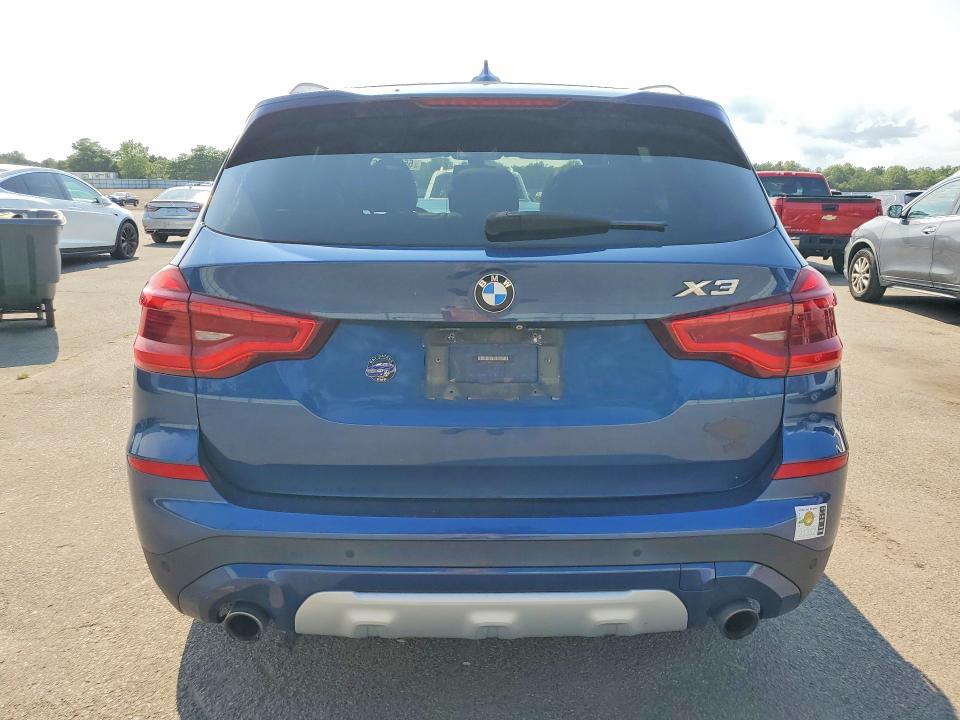Photo 6 from auction – 2018 BMW X3 with VIN 5UXTR9C50JLD62524
