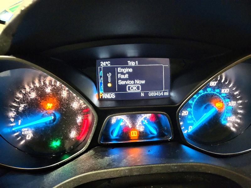 Photo 9 from auction – 2016 FORD ESCAPE with VIN 1FMCU0J94GUA74325