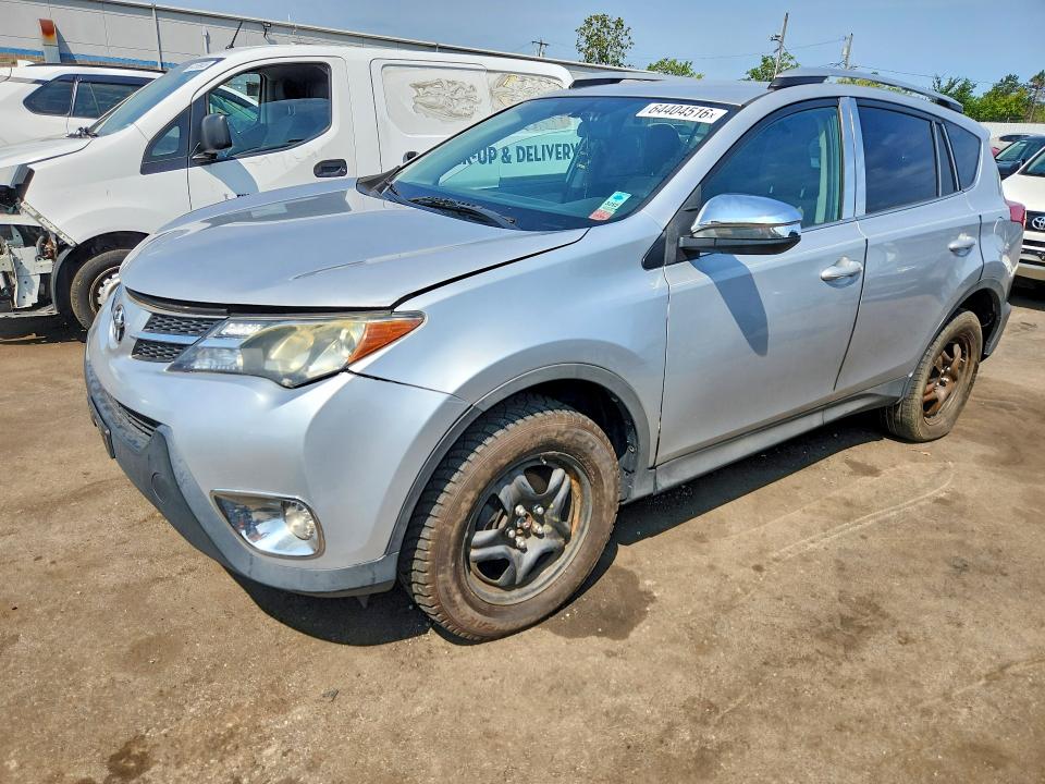 TOYOTA RAV4 2015 with VIN 2T3BFREV9FW345922 - Photo from auction