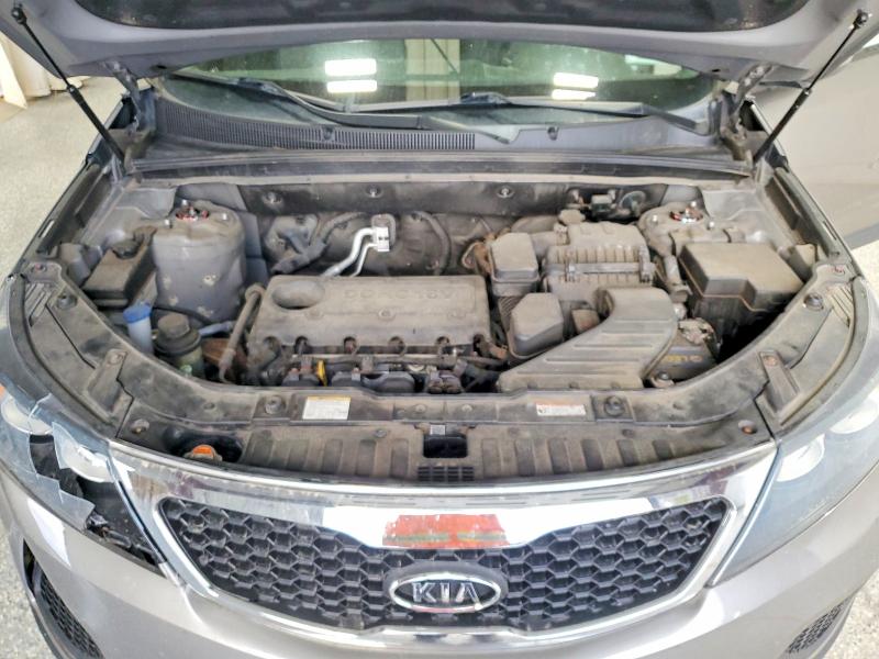 Foto 12 de la subasta – 2012 KIA SORENTO con VIN 5XYKT3A17CG225071