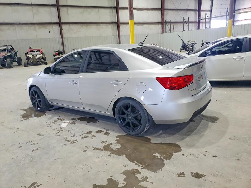 Photo 2 from auction – 2013 KIA FORTE with VIN KNAFW4A36D5670327