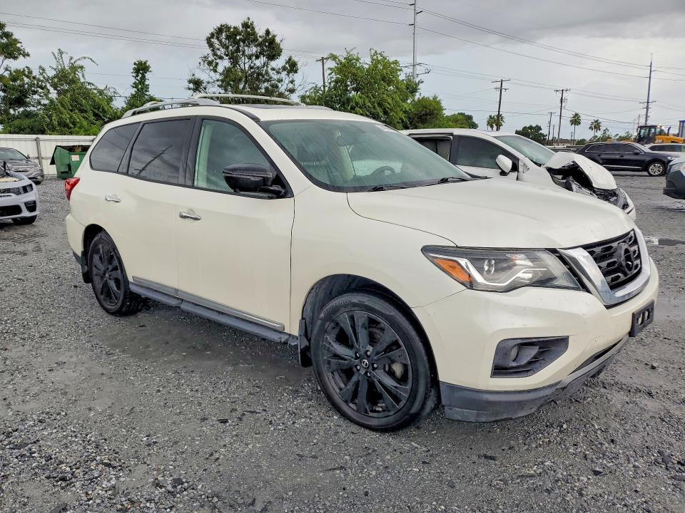 Photo 4 from auction – 2017 NISSAN PATHFINDER with VIN 5N1DR2MM2HC902610