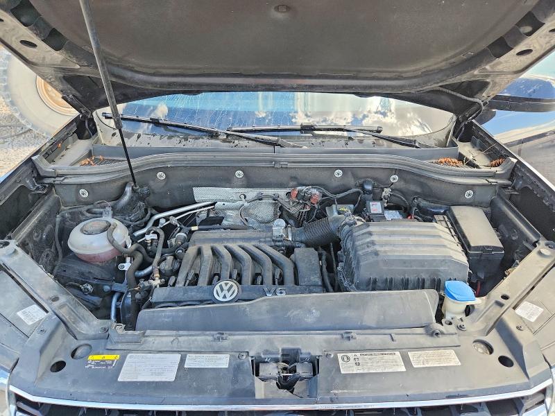 Photo 11 from auction – 2018 VOLKSWAGEN ATLAS with VIN 1V2KR2CA8JC550043