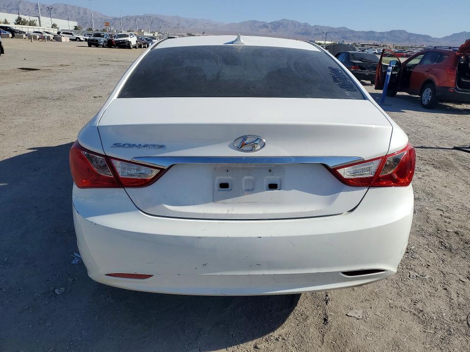 Photo 6 from auction – 2013 HYUNDAI SONATA with VIN 5NPEB4AC2DH532035