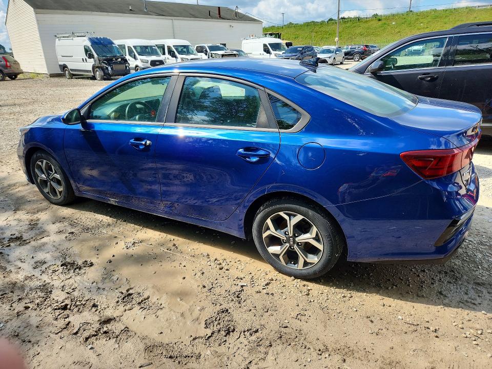 Photo 2 from auction – 2019 KIA FORTE with VIN 3KPF24AD5KE137653