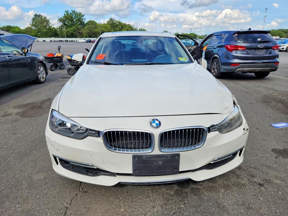 Photo 5 from auction – 2013 BMW 328 with VIN WBA3B5C5XDF596780