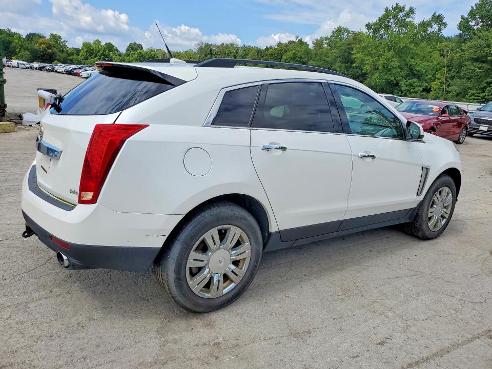 Photo 3 from auction – 2014 CADILLAC SRX with VIN 3GYFNAE3XES524562