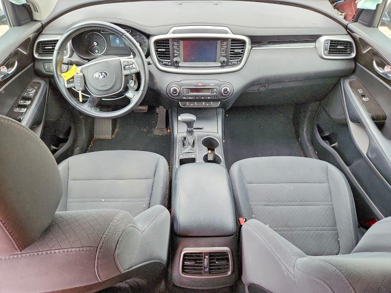 Photo 8 from auction – 2019 KIA SORENTO with VIN 5XYPG4A50KG606018