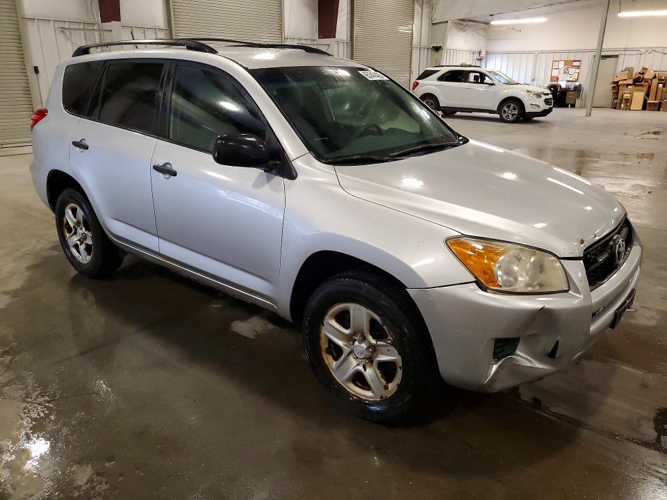 Photo 4 from auction – 2009 TOYOTA RAV4 with VIN JTMBF33V19D010719