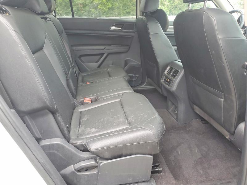 Photo 11 from auction – 2019 VOLKSWAGEN ATLAS with VIN 1V2WR2CA6KC572299