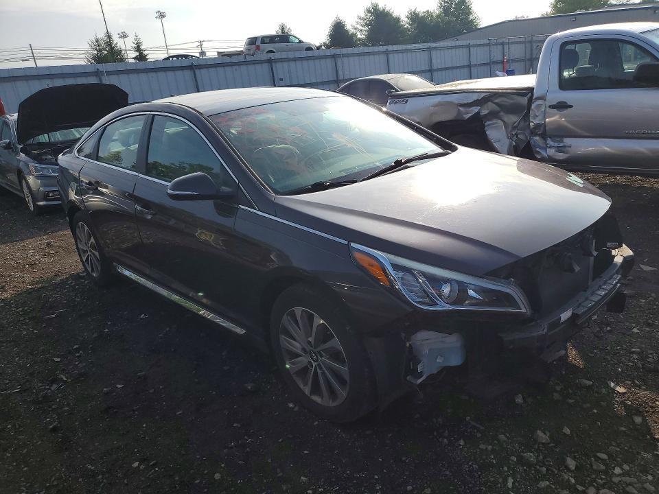 Photo 4 from auction – 2015 HYUNDAI SONATA with VIN 5NPE34AF7FH102656