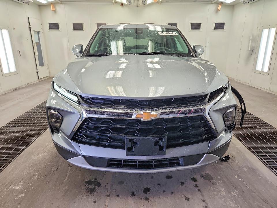 Photo 5 from auction – 2025 CHEVROLET BLAZER with VIN 3GNKBCR47SS253751