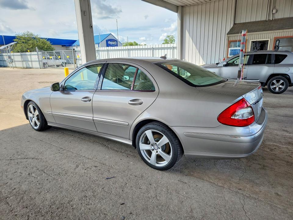 Photo 2 from auction – 2008 MERCEDES-BENZ E with VIN WDBUF87X28B266183