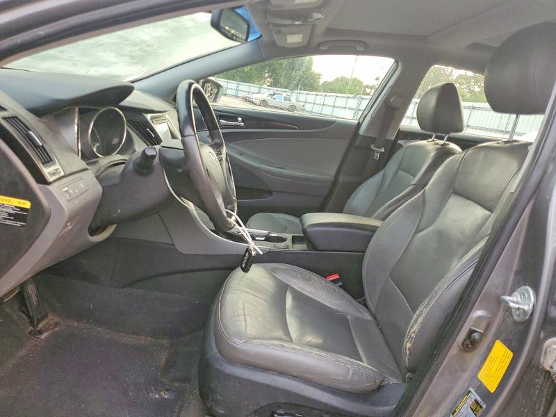 Photo 7 from auction – 2013 HYUNDAI SONATA with VIN 5NPEC4AC0DH581702