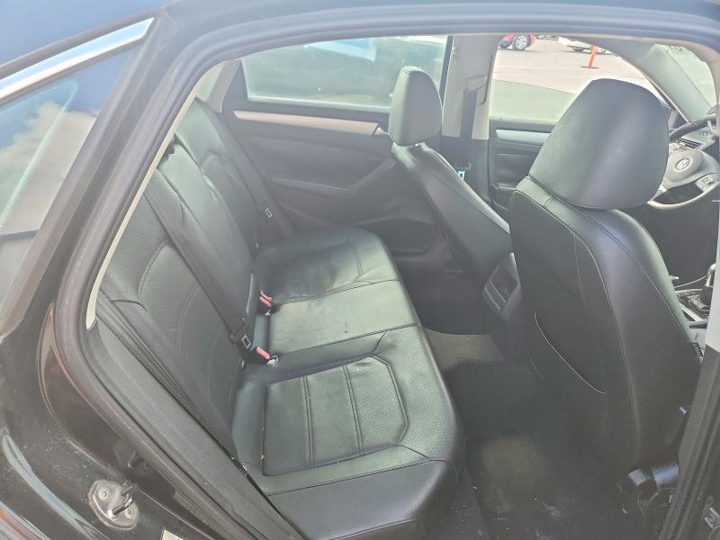 Photo 10 from auction – 2012 VOLKSWAGEN PASSAT with VIN 1VWBP7A39CC018051