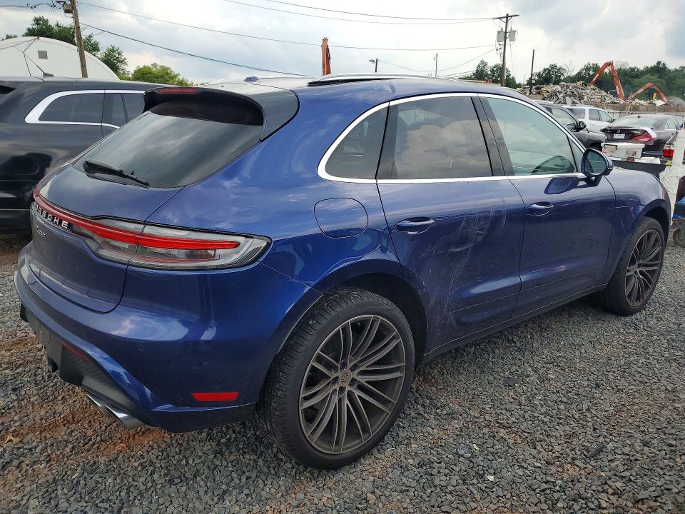 Photo 3 from auction – 2024 PORSCHE MACAN with VIN WP1AA2A56RLB19124