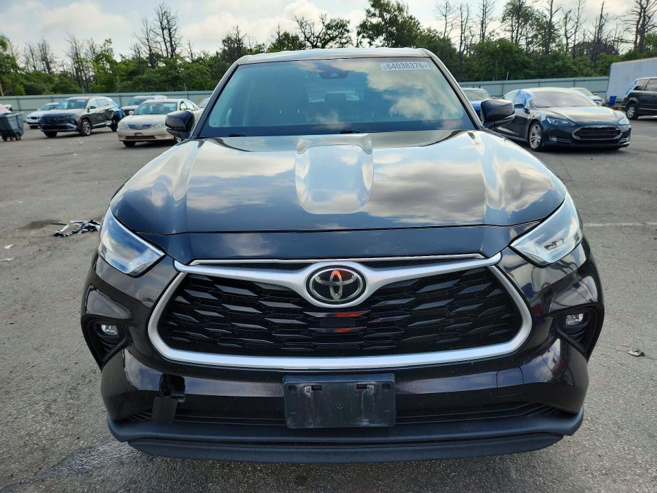 Photo 5 from auction – 2022 TOYOTA HIGHLANDER with VIN 5TDBZRBH6NS190820