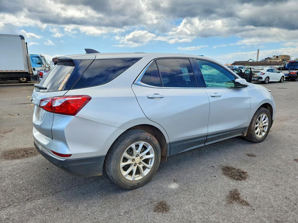 Photo 3 from auction – 2018 CHEVROLET EQUINOX with VIN 2GNAXJEV2J6246137