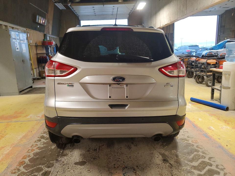 Photo 6 from auction – 2016 FORD ESCAPE with VIN 1FMCU9G92GUB65587