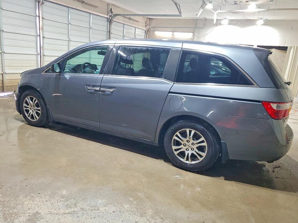 Photo 2 from auction – 2012 HONDA ODYSSEY with VIN 5FNRL5H63CB144992
