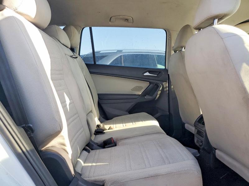 Photo 10 from auction – 2023 VOLKSWAGEN TIGUAN with VIN 3VVRB7AX2PM065348