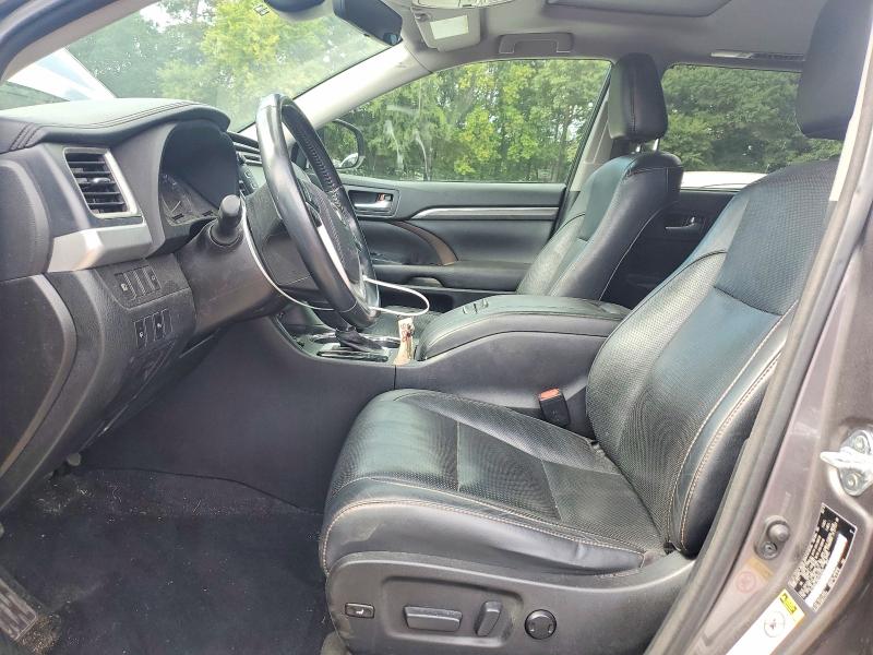 Photo 7 from auction – 2017 TOYOTA HIGHLANDER with VIN 5TDDGRFH8HS024649
