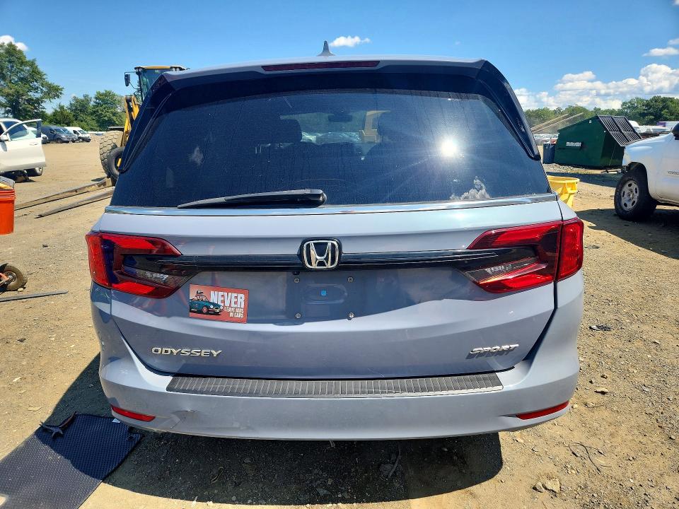Photo 6 from auction – 2023 HONDA ODYSSEY with VIN 5FNRL6H71PB068791