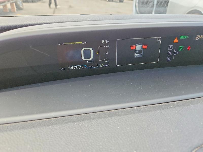 Photo 9 from auction – 2017 TOYOTA PRIUS with VIN JTDKARFU8H3048280