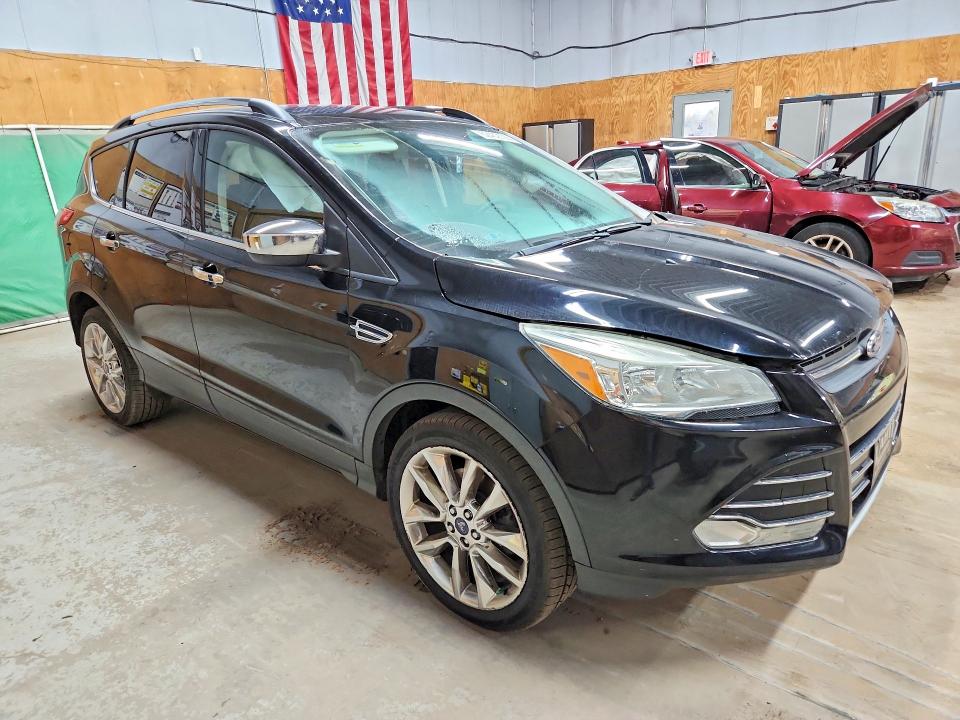 Photo 4 from auction – 2016 FORD ESCAPE with VIN 1FMCU9G90GUA36733