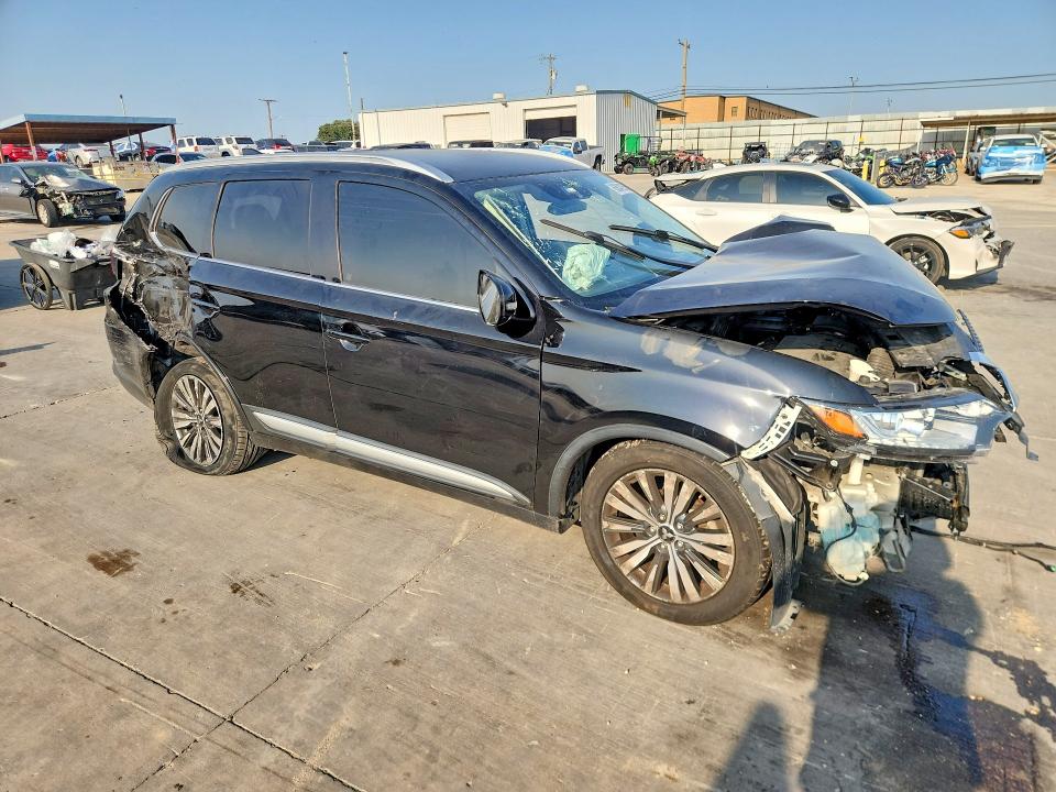 Photo 4 from auction – 2020 MITSUBISHI OUTLANDER with VIN JA4AD3A37LZ029928