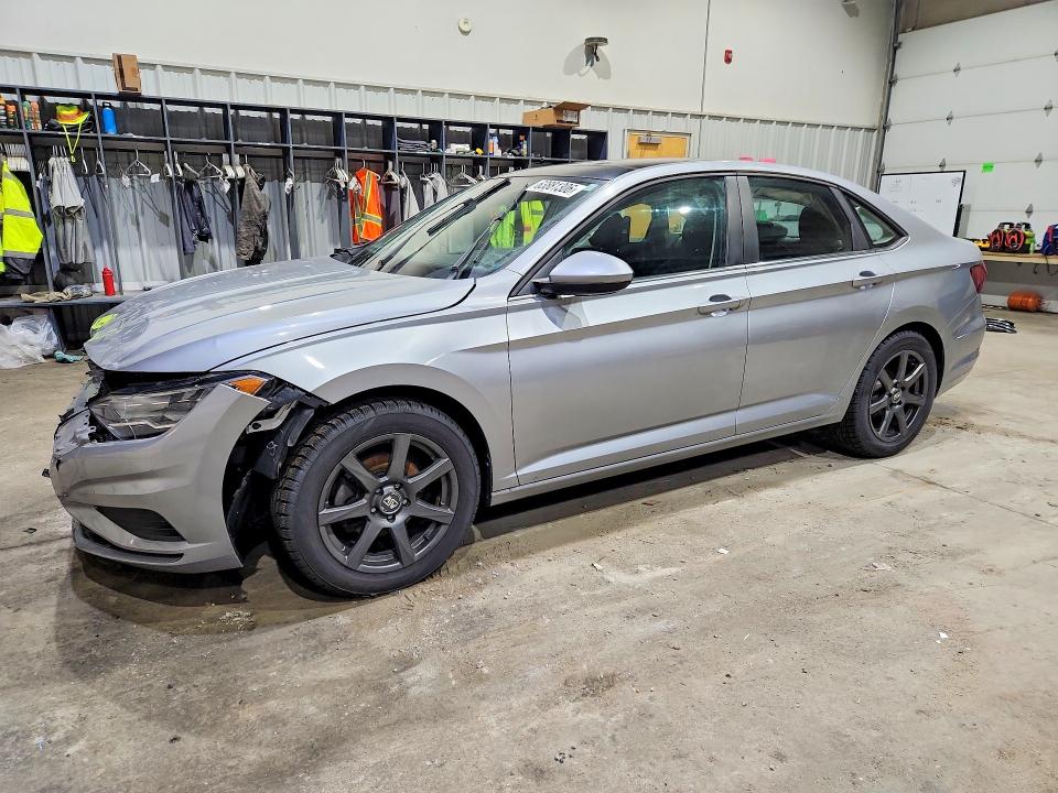 VOLKSWAGEN JETTA 2019 with VIN 3VWC57BUXKM244775 - Photo from auction
