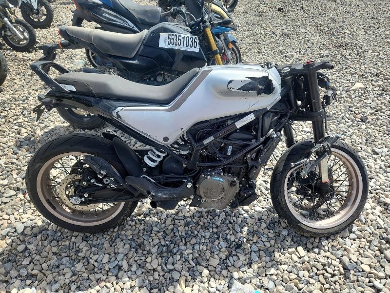 2020 HUSQVARNA VITPILEN 401/SVARTPILEN 401 - Търг №66597386