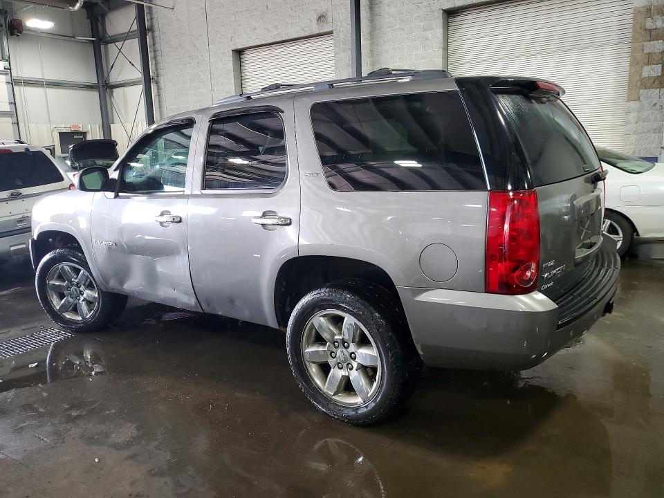 Photo 2 from auction – 2009 GMC YUKON with VIN 1GKFK33049J120896