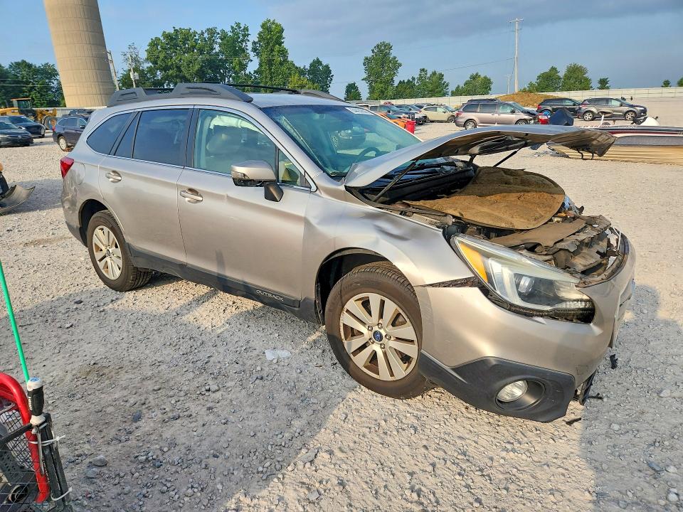 Photo 4 from auction – 2015 SUBARU OUTBACK with VIN 4S4BSAFC5F3301067