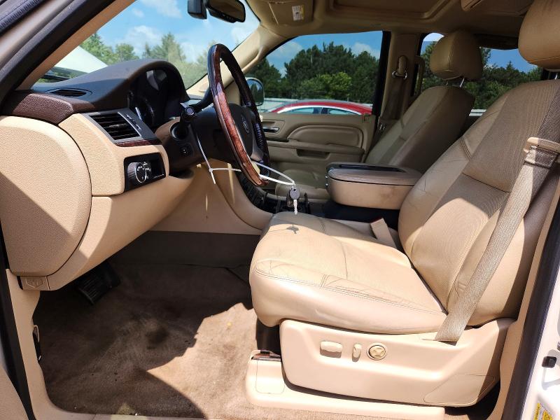 Photo 7 from auction – 2013 CADILLAC ESCALADE with VIN 1GYS4JEF0DR114219
